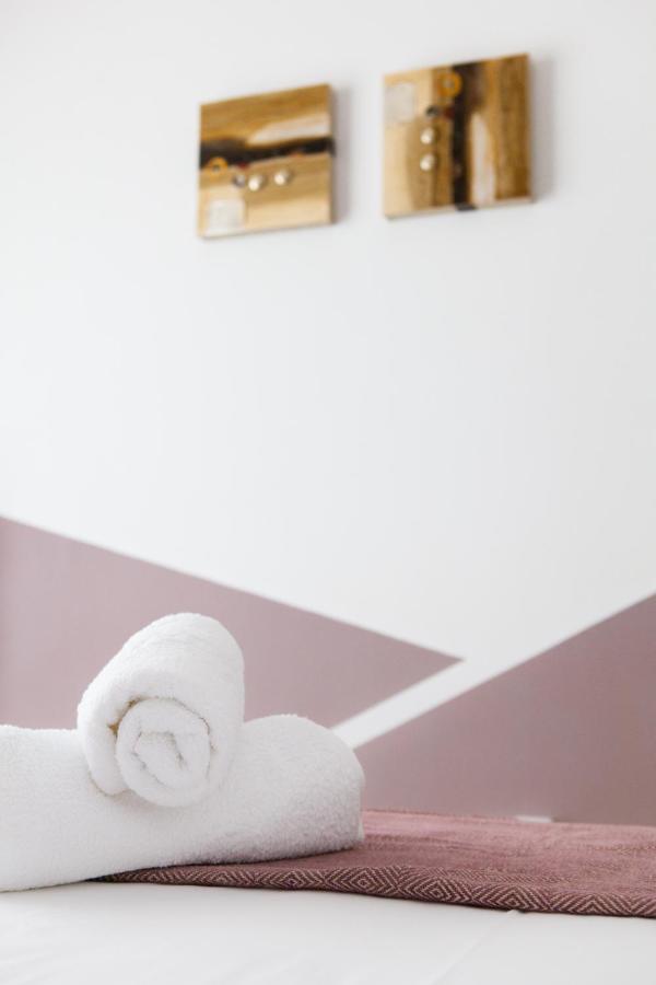 Noussas Apartment Ateny Zewnętrze zdjęcie
